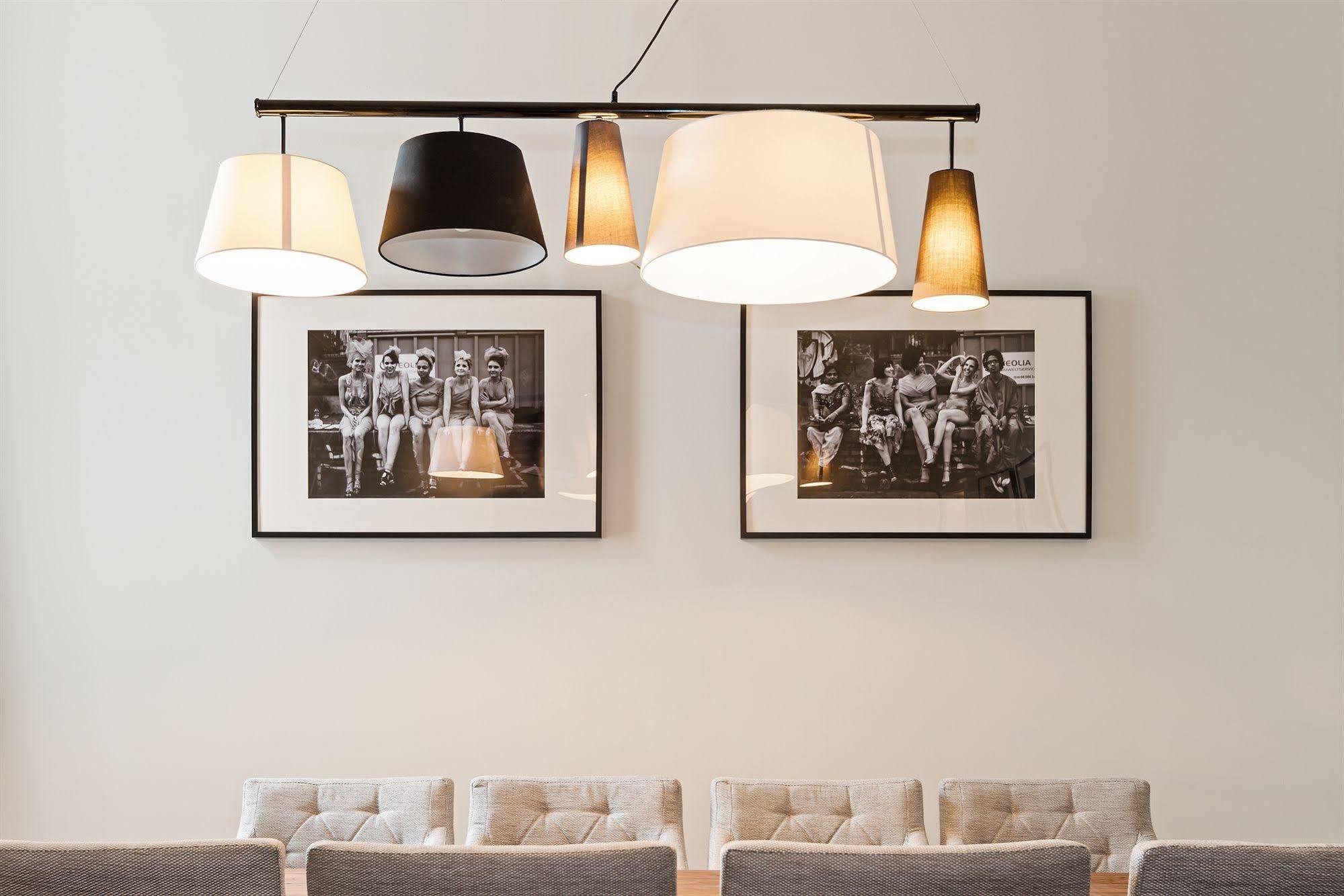 Arabel Design Apartments Берлин Екстериор снимка A pendant light